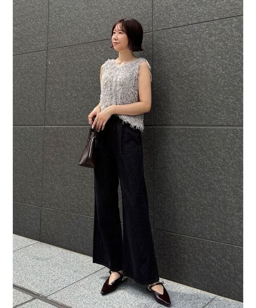 ラパフェ ノースリーブ　トップス　入手困難品 LAGUNAMOON（ラグナムーン） tシャツ フェザーライクVネック