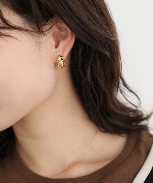 【SHASHI】フープピアス SHASHI ピアス SHASHI/シャシ ウェーブフープピアス SH-E533
