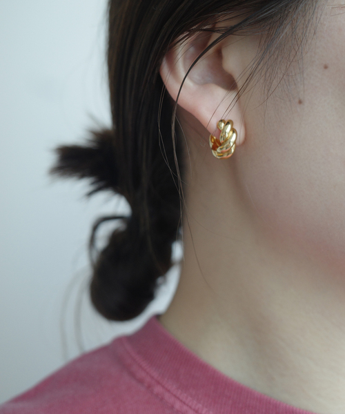 【SHASHI】フープピアス SHASHI ピアス SHASHI/シャシ ウェーブフープピアス SH-E533