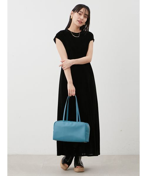 Mila Owen ワンピース バックシャンフレンチスリーブベロアワンピース