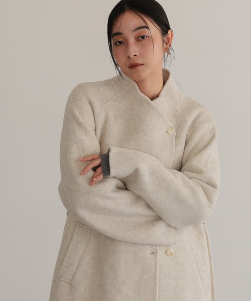 美品 BABYLONE ノーカラーベルト付きコート ロングコート オフホワイト ノーカラーコート コート ベルト付き ロングコート レディース