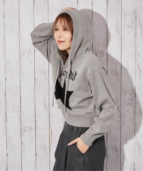 ニット セーター 「スター柄×ロゴジャガード」ショート丈ニットZIP