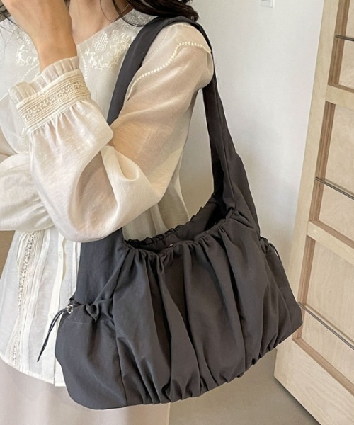 ショルダーバッグ バッグ シンプルプリーツデザインバッグ