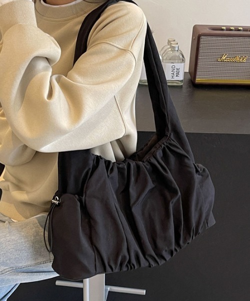ショルダーバッグ バッグ シンプルプリーツデザインバッグ