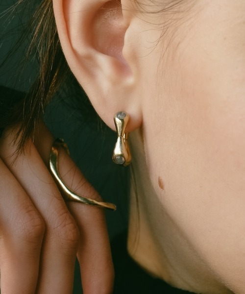 【最終値下げ】 SYKIA Stone Square Pierce onyx 最終値下げ】 SYKIA Stone Square Pierce onyx