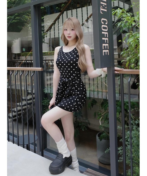 Darich ウエストマークドットニットミニワンピース　ブラック ウエストマークドットニットミニワンピース – Darich (ダーリッチ)