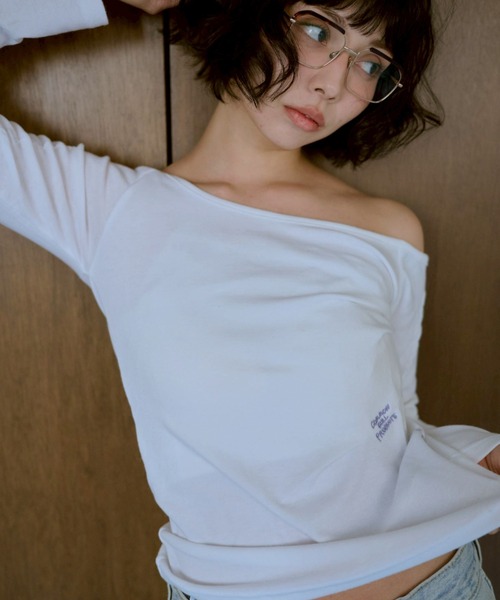 common gull products. tシャツ 季節の境目に立つワンショルロンT