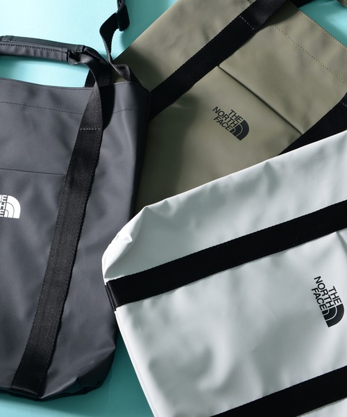「THE NORTH FACE」 ショルダーバッグ ONE SIZE オリーブ メンズの画像