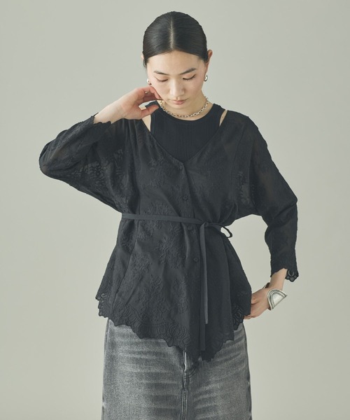 美品 カレンソロジー 2wayギャザーバンドカラーブラウス ネイビー 日本製 Curensology（カレンソロジー） ブラウス シャツ /レース2WAYギャザー
