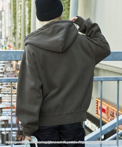 「MONO-MART」 「genuinemerchandise」プルオーバーパーカー M ブラウン レディース_画像5