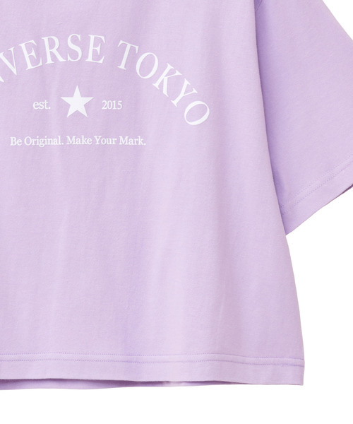 礼真琴　さん　着用　CONVERSE TOKYO Tシャツ　フリー（Mサイズ） FRENCH SLEEVE LOGO PRINT TEE｜CONVERSE TOKYO (コンバース