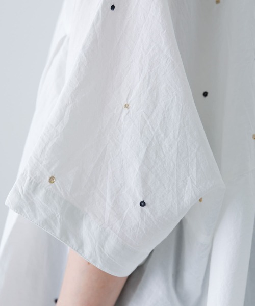 新品タグ付きかぐれドット刺しゅうワイドプルオーバー