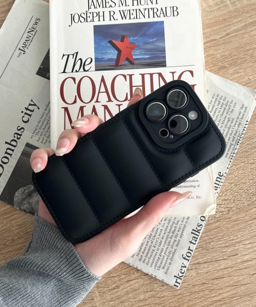 スマホケース 「iPhone13~iPhone16対応」ダウン風デザインスマホケース
