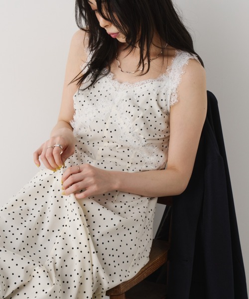 ワンピース レースデザイン総柄キャミワンピース　ドット/花柄の画像