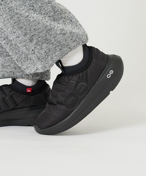 OOFOS（ウーフォス） スリッポン 「OOFOS/ウーフォス」Oomy Thermo