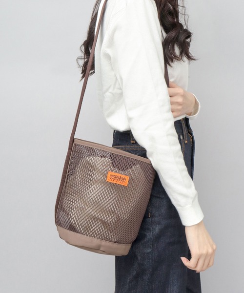 UNIVERSAL OVERALL（ユニバーサルオーバーオール） ショルダーバッグ
