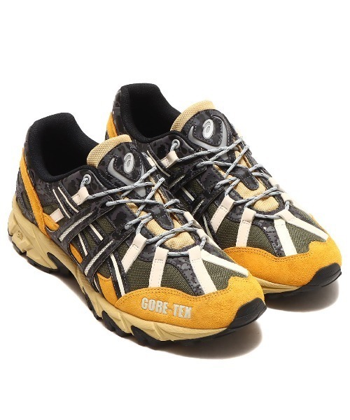 ASICS（アシックス） ローカットスニーカー 27cm イエロー メンズ