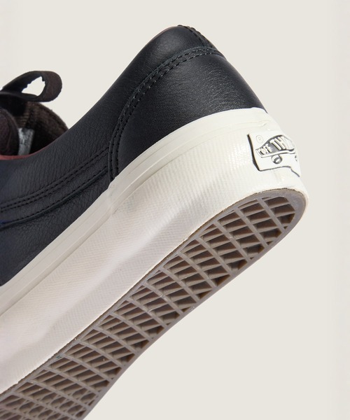 VANS（ヴァンズ） スニーカー PREMIUM オールドスクール 36 ジップ