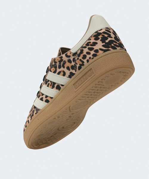 adidas（アディダス） スニーカー HANDBALL SPEZIAL W レオパード柄