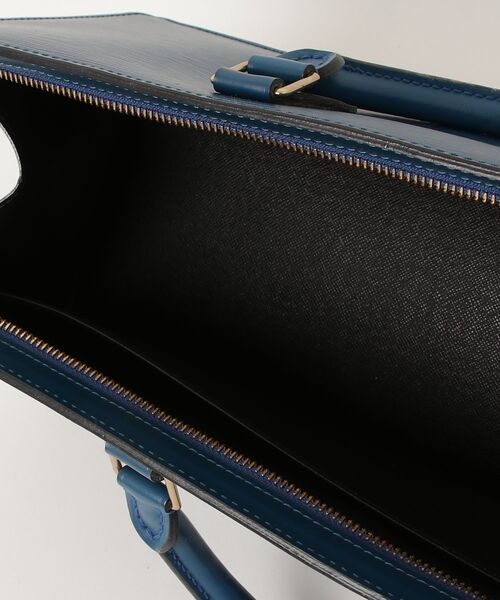 LOUIS VUITTON（ルイ・ヴィトン） エピ ライン サック トリアングル