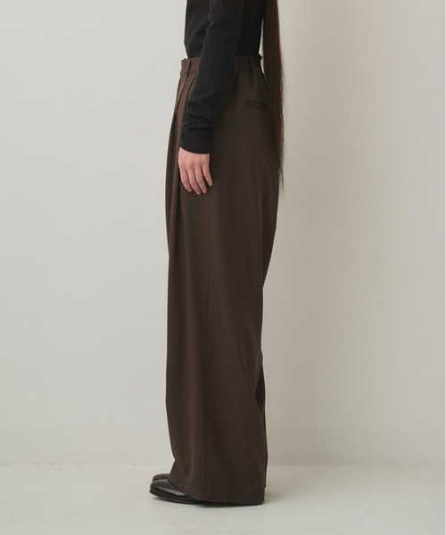 パンツ JUHA 24AW 2TUCK WIDE EASY PANTS BROWN JUHA 24AW 2TUCK WIDE EASY PANTS BROWN JUHA ユハ| NOUVERTEmagazine