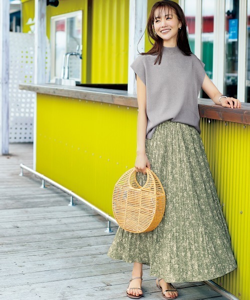 【未使用品】PLAN C 小花柄プリーツスカート 定価132000円 未使用品】PLAN C 小花柄プリーツスカート 定価132000円 - メルカリ