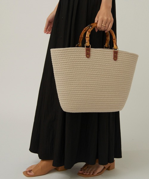 バンブーハンドバッグ 好評にて期間延長】 極美品 VALENTINO クロコ型押し レザー