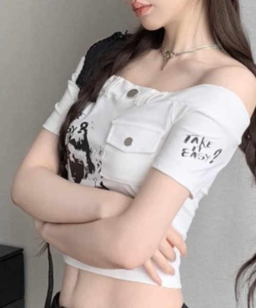 tシャツ A'GEM/9 × .kom 「.KOM/ドットケーオーエム」 ジップアップトップス レディース メンズ A'GEM/9 × .kom 『.KOM/ドットケーオーエム』半袖ジップアップ
