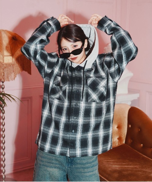 ブラウス シャツ 「2025Autumn Pre-Order」フーディチェックシャツ / Hoodie Check Shirt レディース メンズ ADAMASTE シャツ check shirt hoodie - チェックシャツフーディ