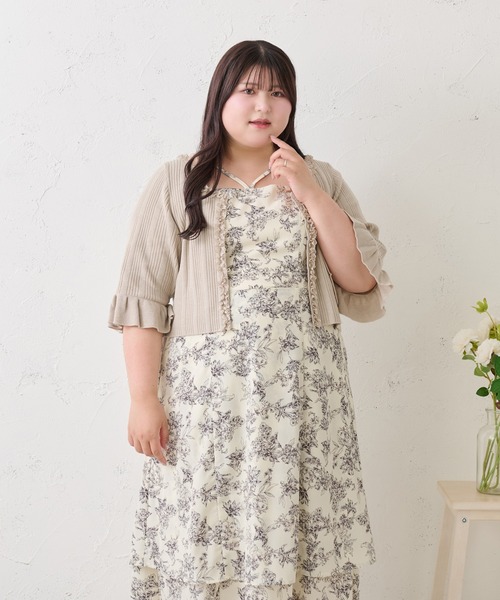 Louiosy ワンピース 「大きいサイズ」プレート付きティアード