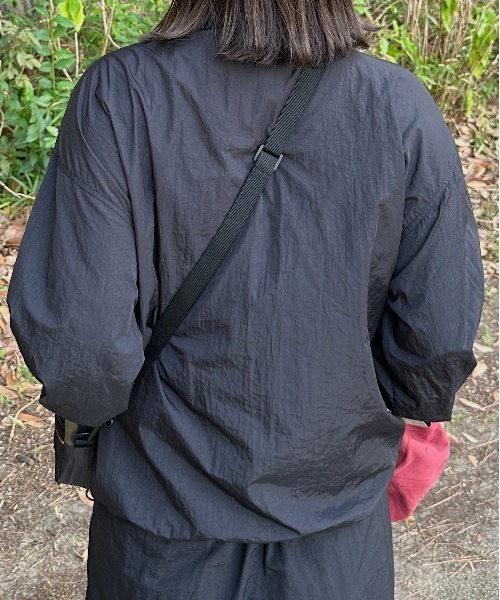 「kutir」 ナイロンブルゾン LARGE ブラック レディース_画像5