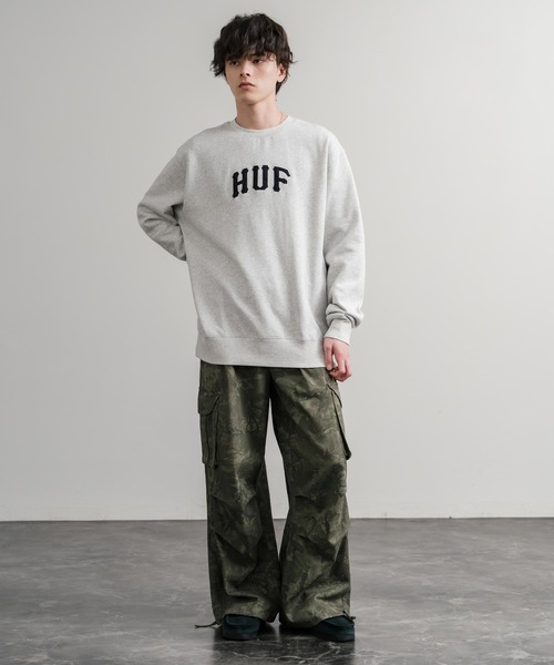 HUF（ハフ） トレーナー スウェット ARCH APPLIQUE CREWNECK オーバー
