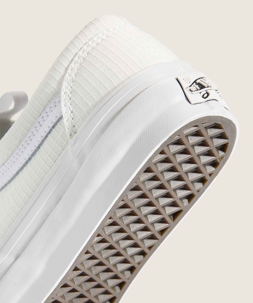 VANS（ヴァンズ） スニーカー PREMIUM オールドスクール 36 ジップ
