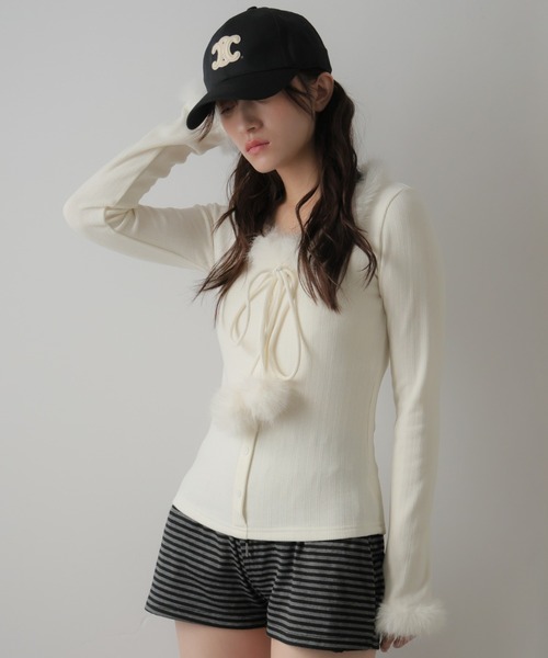 ULYSSES tシャツ ファー付きポンポンリボンボタントップス レディース