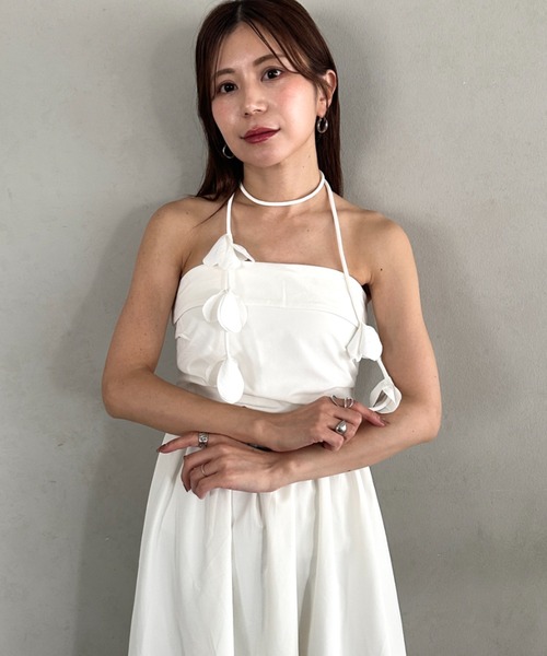 homspun 首元スリット　ホワイト　ワンピース　新品未使用 ワンピース 夏 2WAYフラワーモチーフネックリボン付きチューブトップ