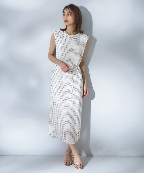 大きいサイズ！UNTITLED ドットワンピース 美品】UNTITLED 定価5.3万
