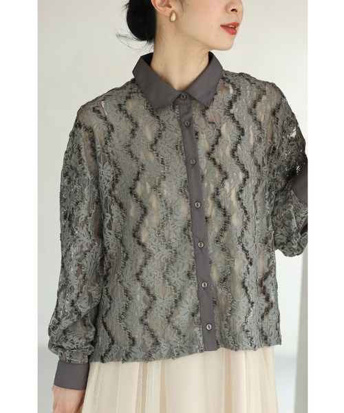 cawaii ブラウス シャツ 揺らめき流れるベロアラインのレースシャツ