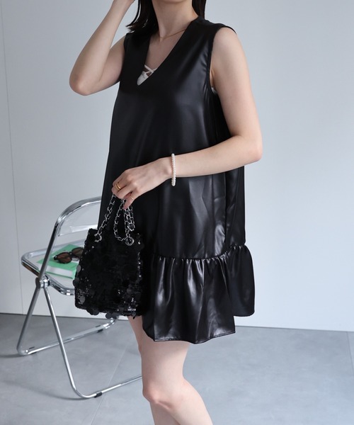 sakishimatokyo チュニック フェイクレザー風 Vネックチュニック