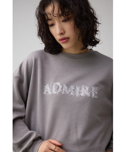 AZUL BY MOUSSY（アズールバイマウジー） tシャツ ラメロゴ刺繍カット