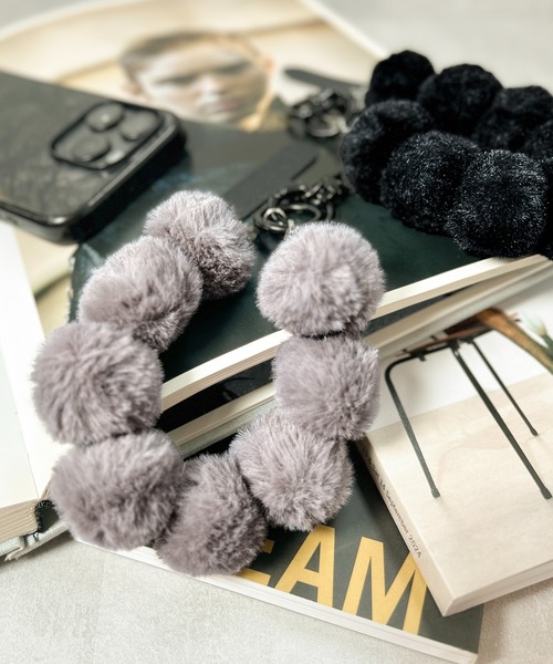 CALIFORNIA OUTFITTERS チャーム 3-1D7 ファーボンボン ハンド