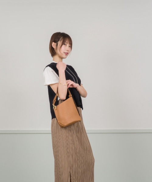 美品　ロリステッラ　ハンドバッグ　ショルダー ワンハンドル バッグ　イエロー 追加9》LORISTELLA/ロリステッラ ワンハンドルショルダーバッグ