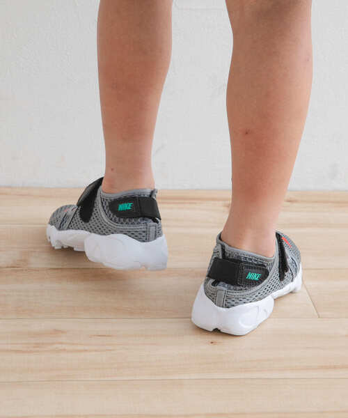 NIKE スニーカー NIKE ナイキリフト 2GSPS(KIDS) キッズ 子供