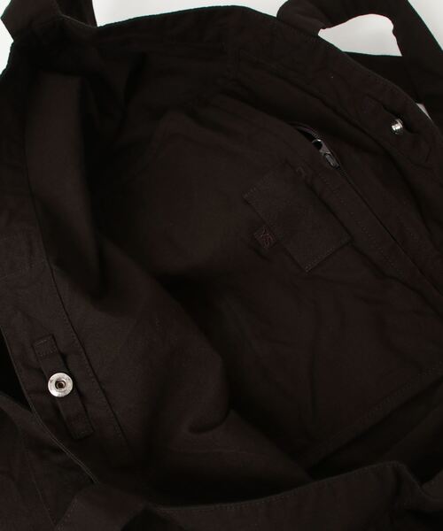 yoko sakamoto（ヨーコサカモト） ショルダーバッグ RESEARCHER BAG