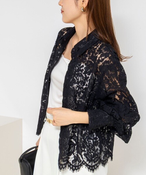 【新品・タグ付き】ウォッシャブルヨークレースブラウス BLACK axes femme（アクシーズファム）の「ヨークレースブラウス（シャツ