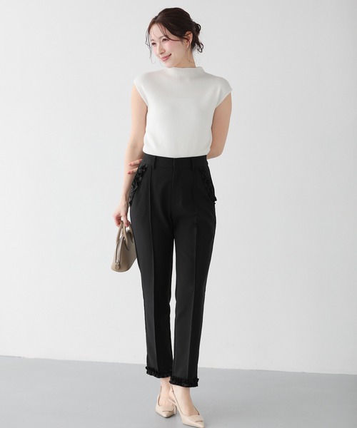 Fit more（フィットモア） パンツ フリルスリットテーパードパンツ