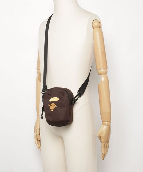 A BATHING APE（アベイシングエイプ） ショルダーバッグ APE HEAD