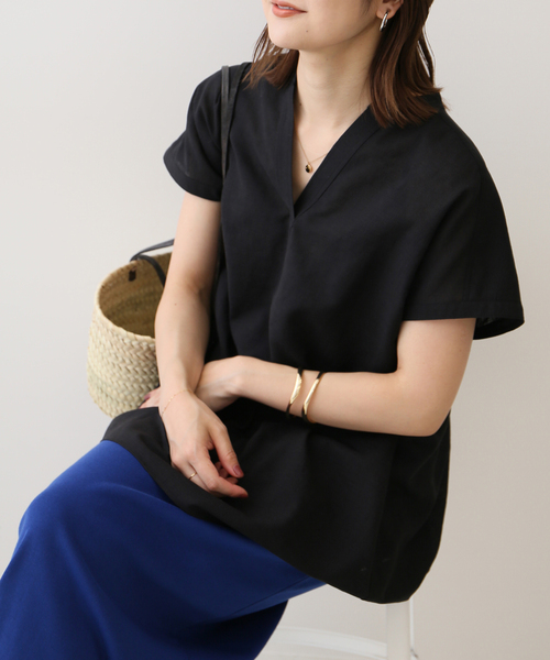 美品✨　ブラック❤️　スローブイエナ　シャツカラースキッパーブラウス SLOBE IENA（スローブイエナ） ブラウス シャツ 半袖 スラブボイル