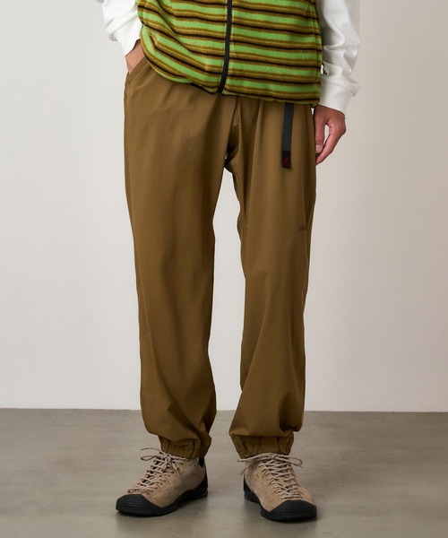 GRAMICCI パンツ 「Japan Exclusive」4WAY STRETCH TRACK PANT