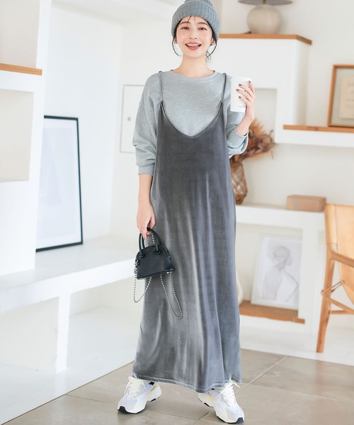 シルバー キャミソールドレス ビーズ付き 送料無料！キャミソールラメセットアップロングドレス/スリット