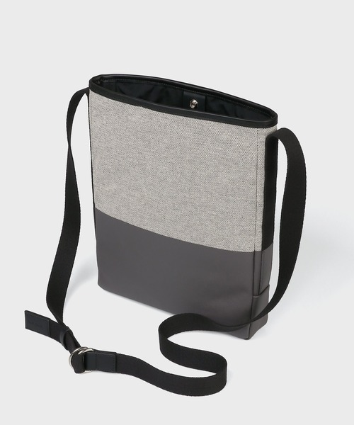 美品 Paul Smith ショルダーバッグ メッセンジャーバッグ キャンバス 美品・正規品】ポールスミス Paul Smithショルダーバッグ